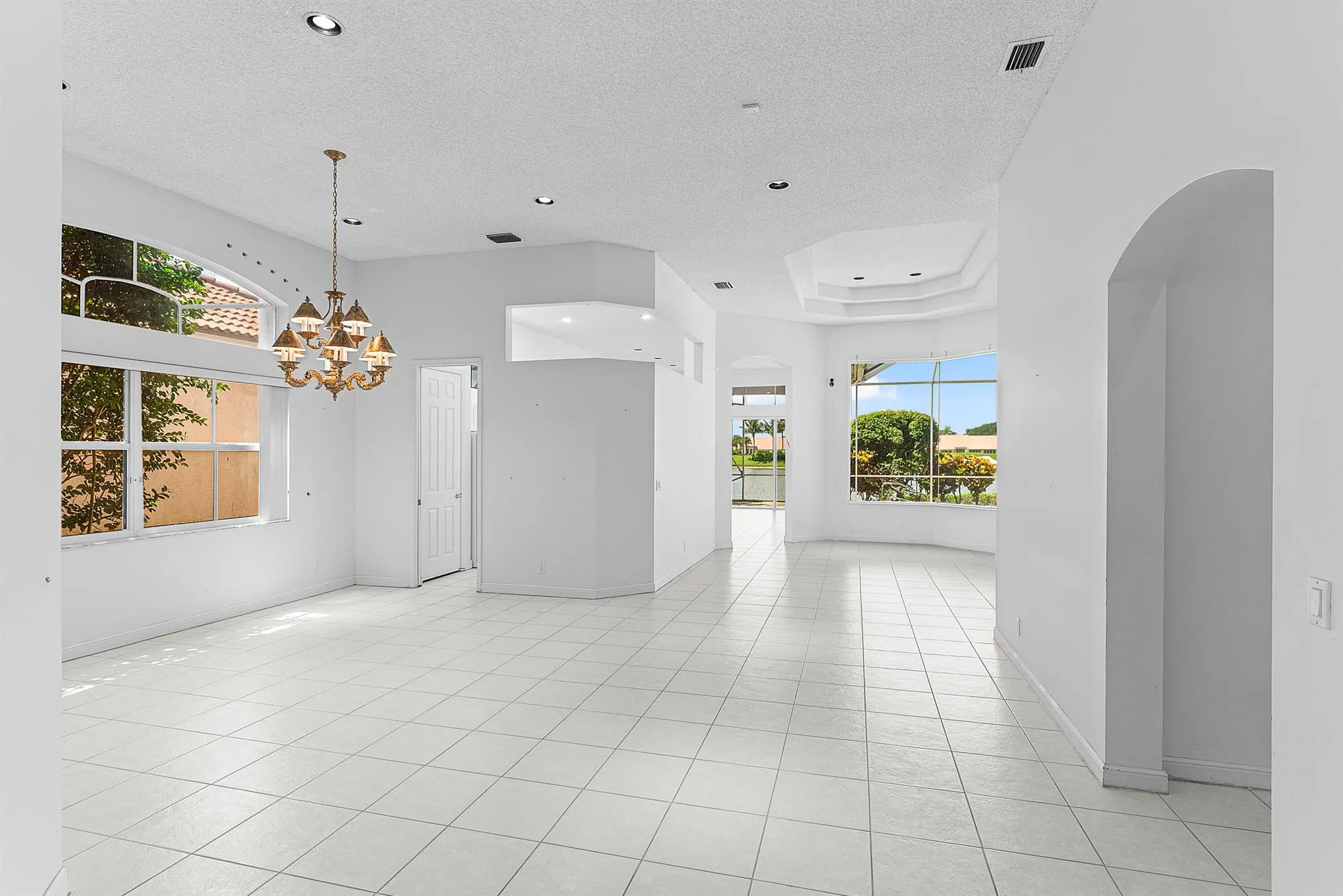 6959 Fairway Lakes Drive