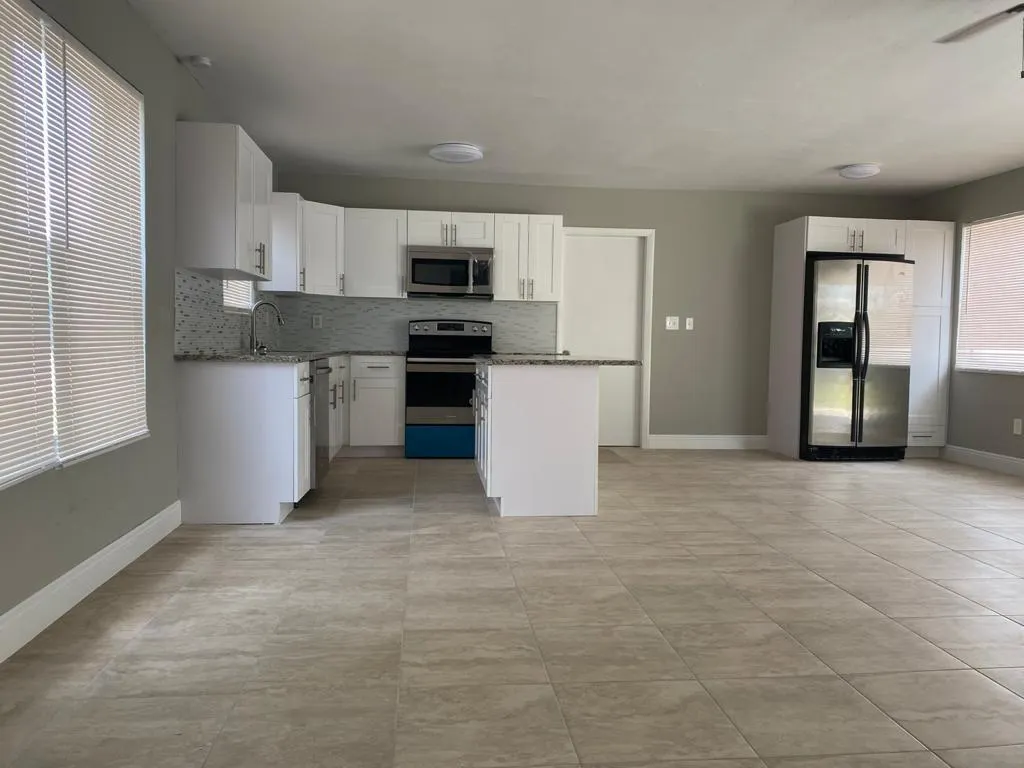 200 NE 43rd Street
