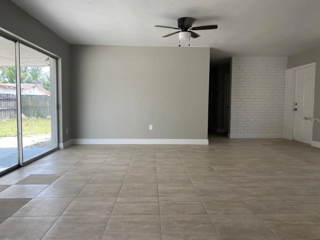 200 NE 43rd Street