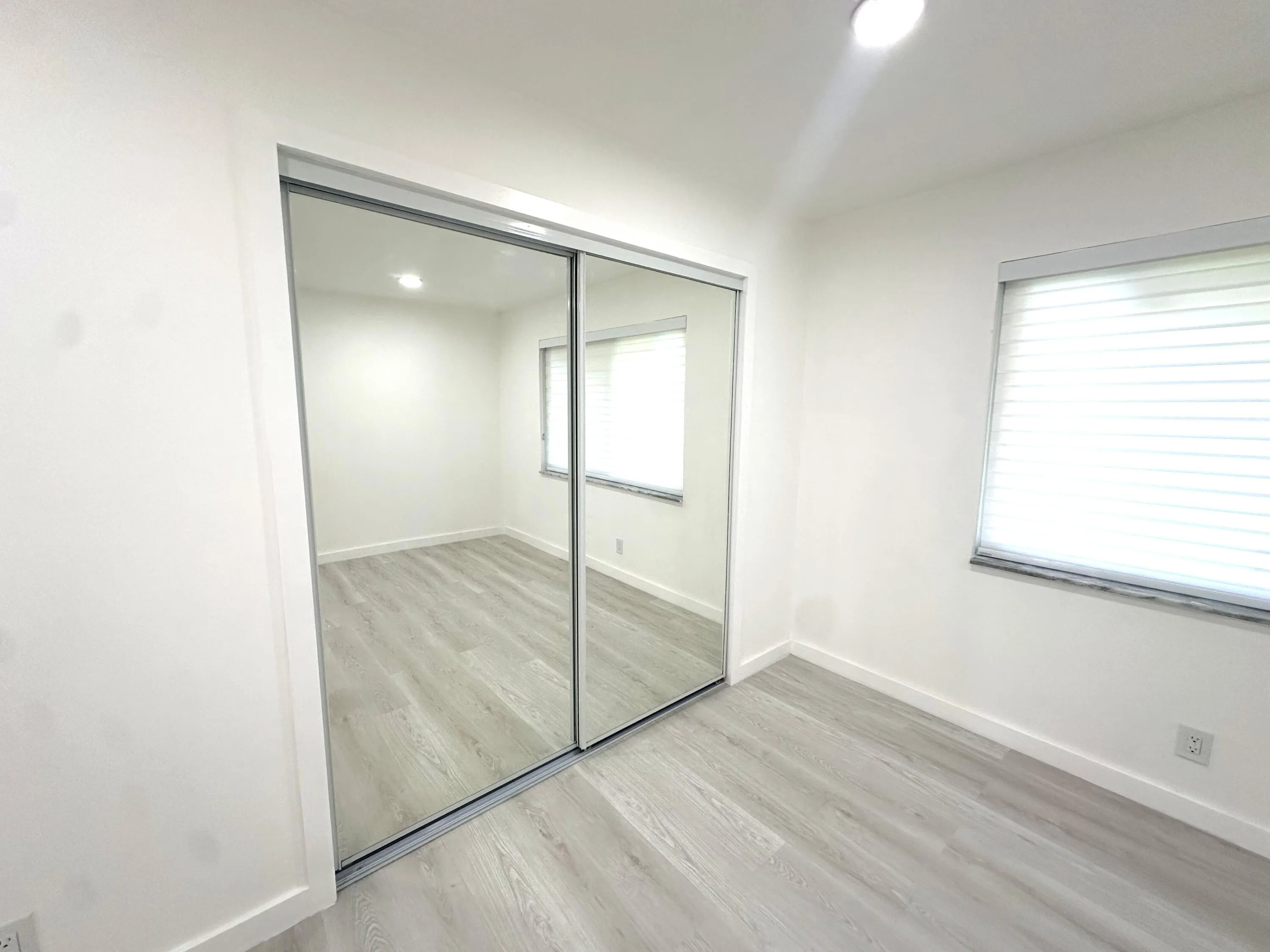 887 North Drive, #A