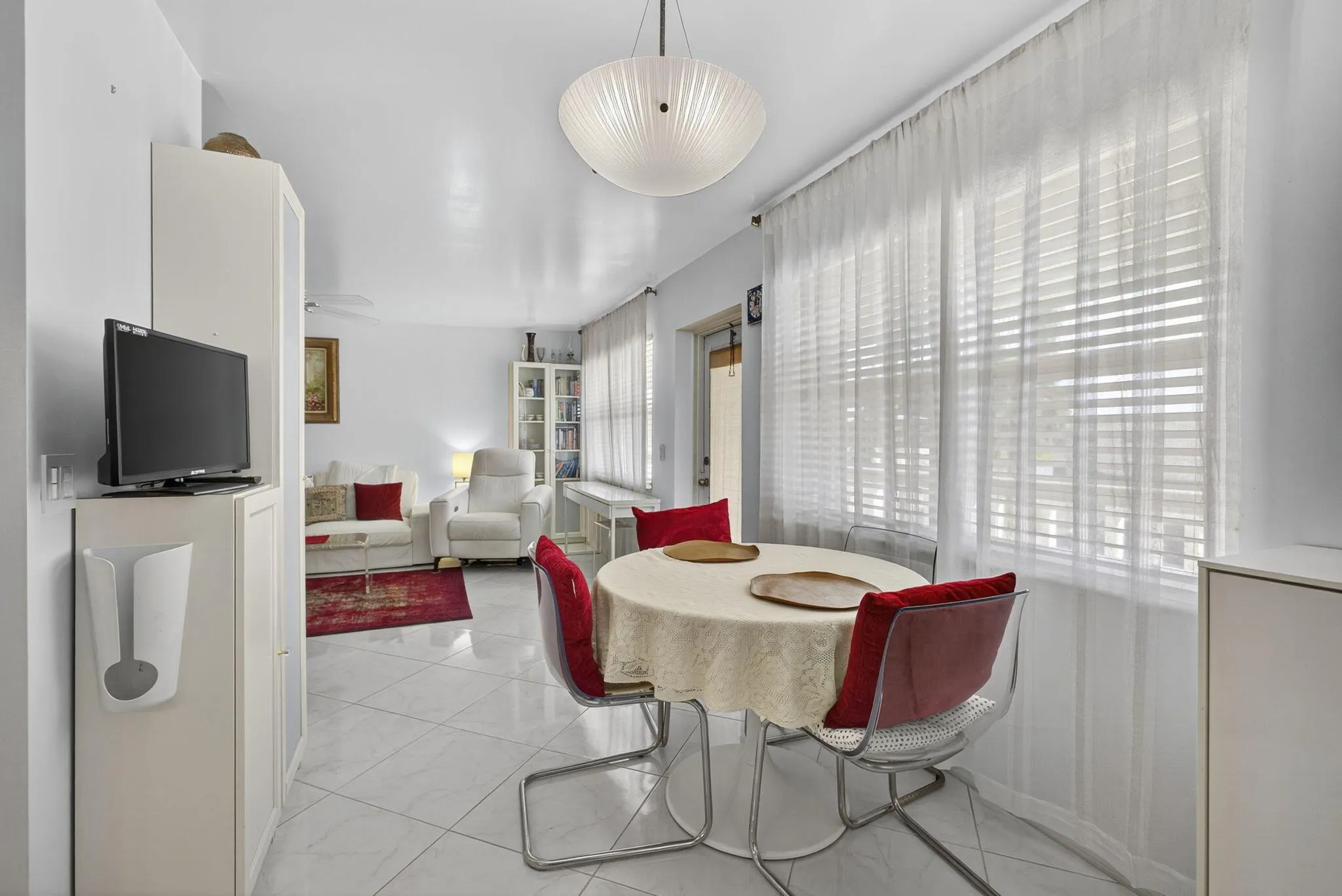 114 Somerset F