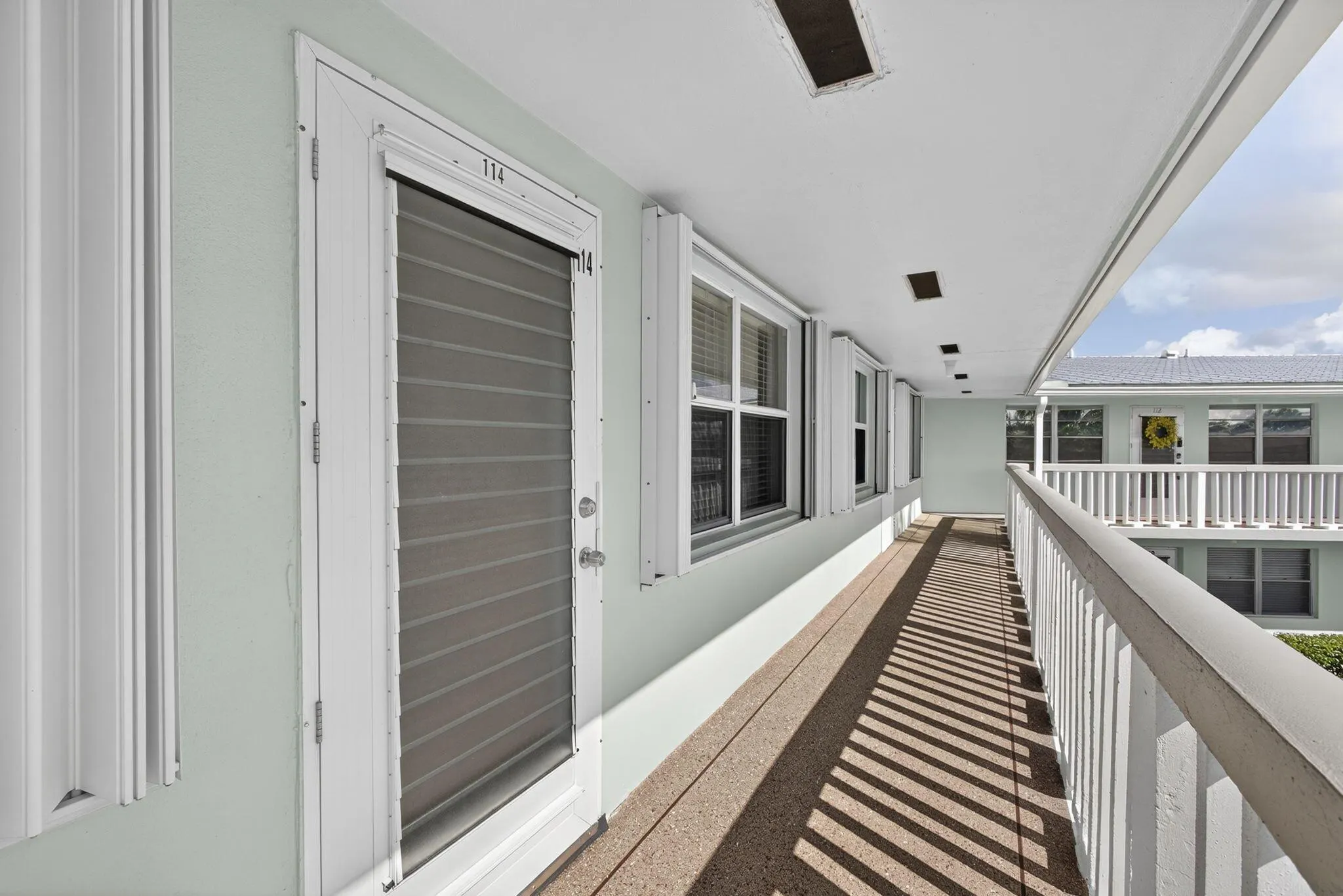 114 Somerset F