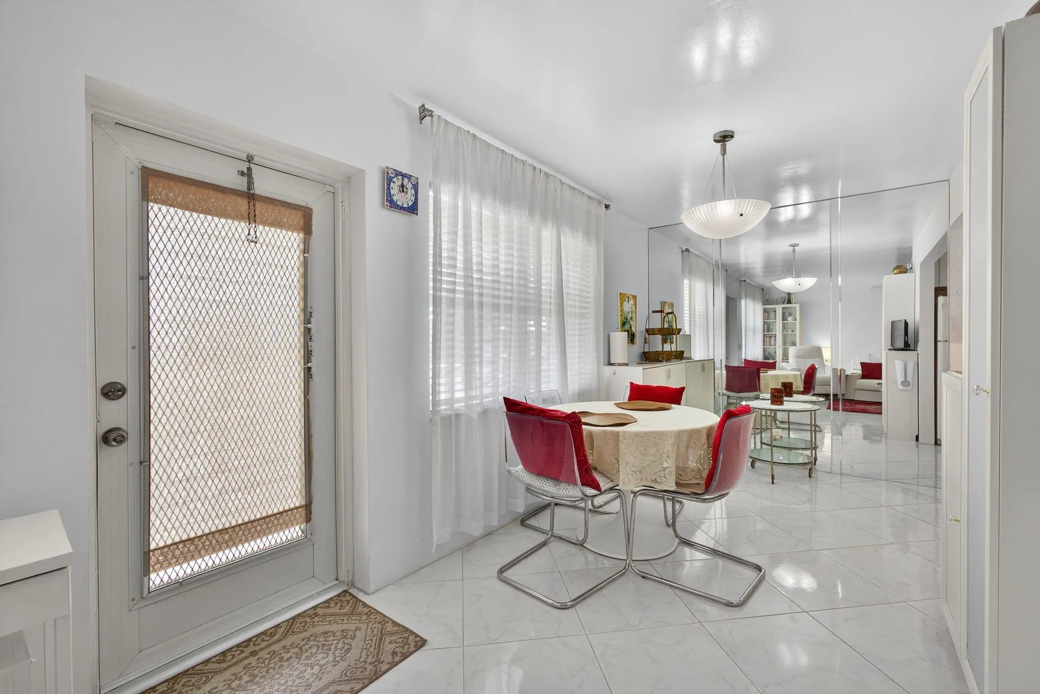 114 Somerset F
