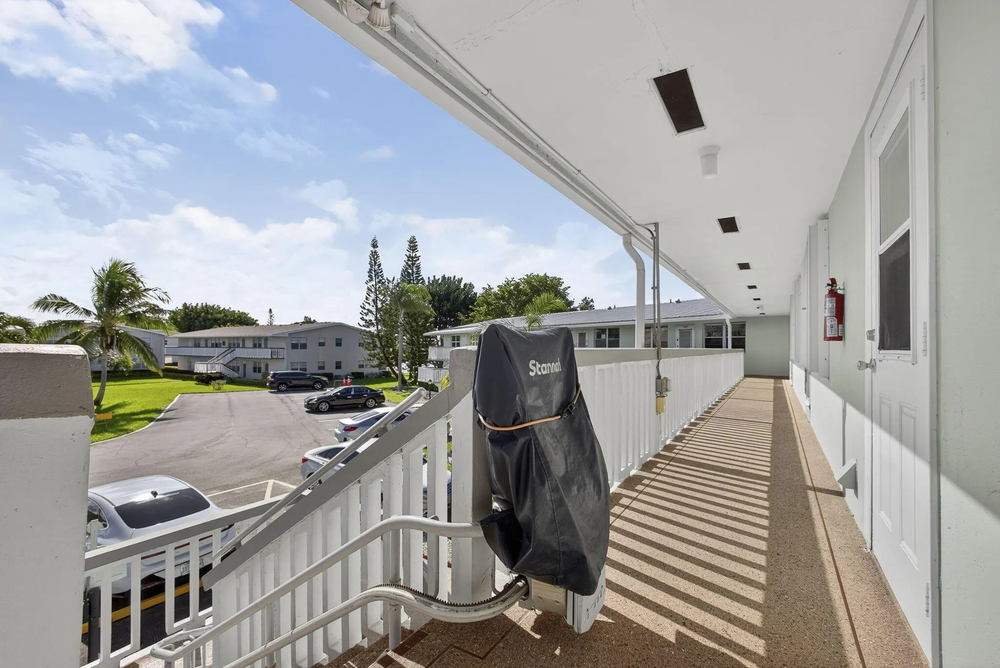 114 Somerset F