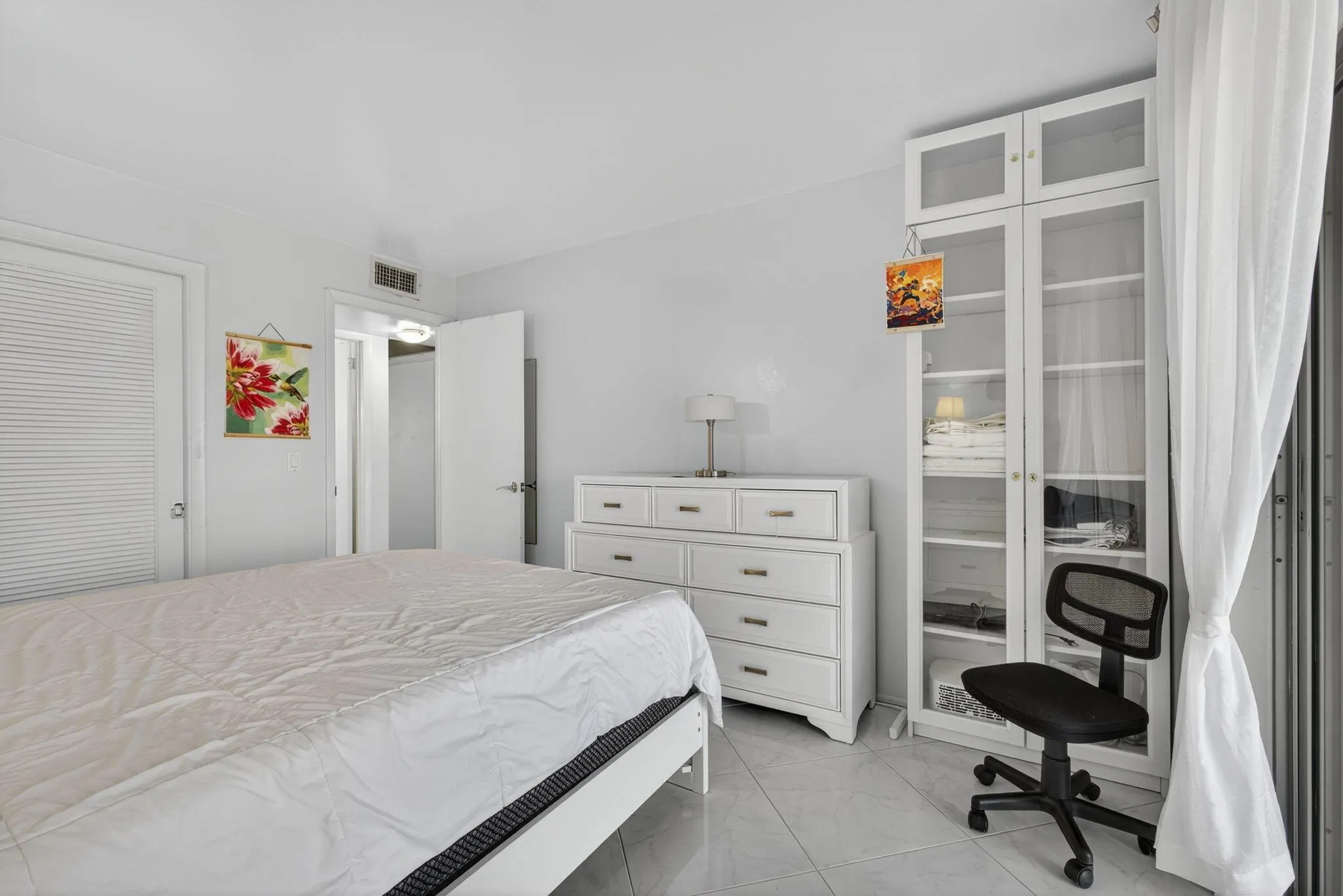 114 Somerset F