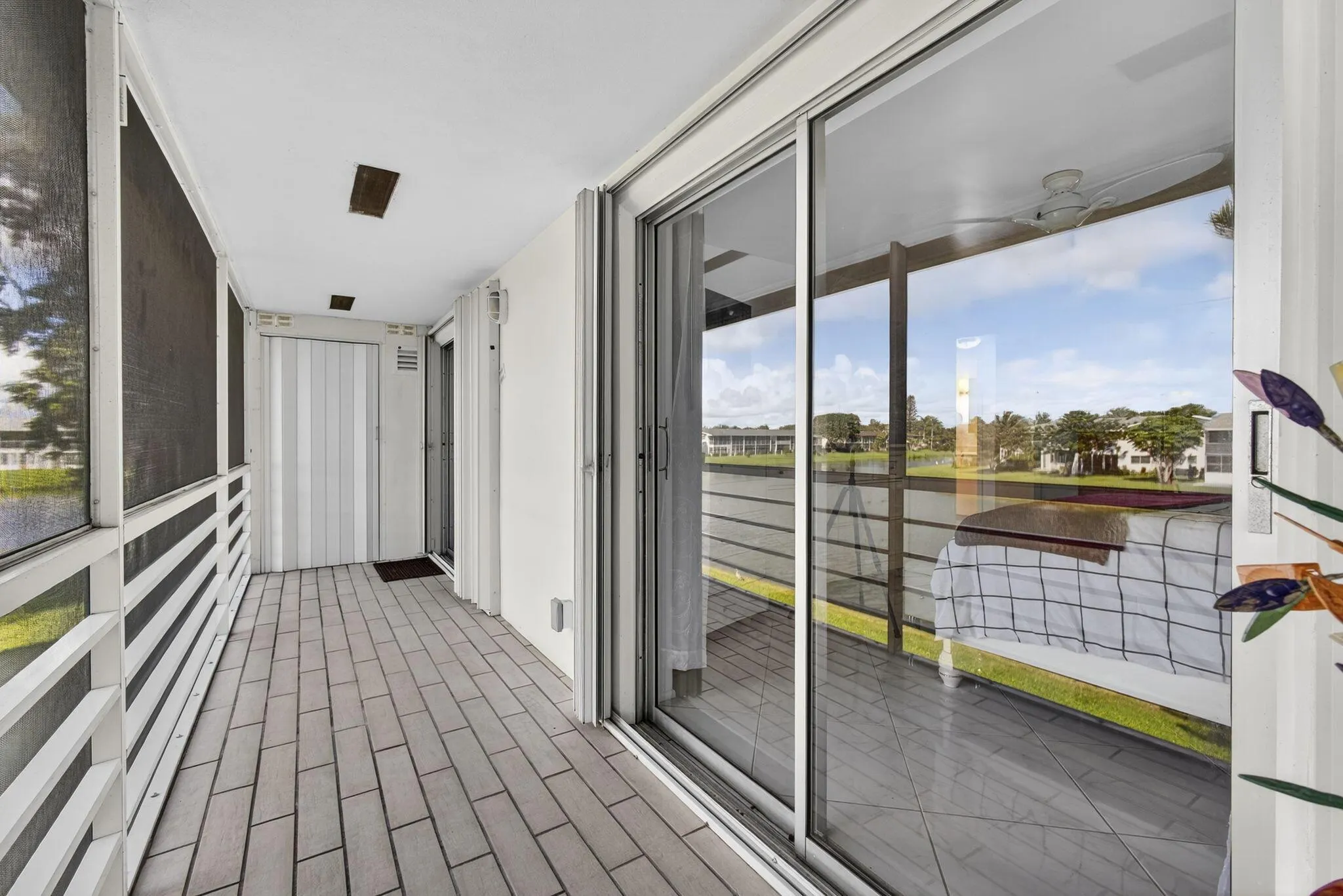 114 Somerset F