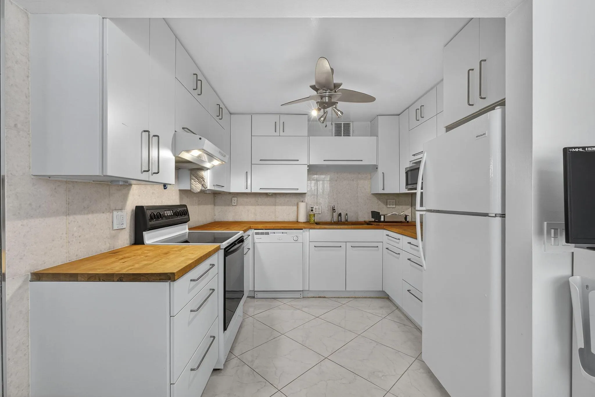 114 Somerset F