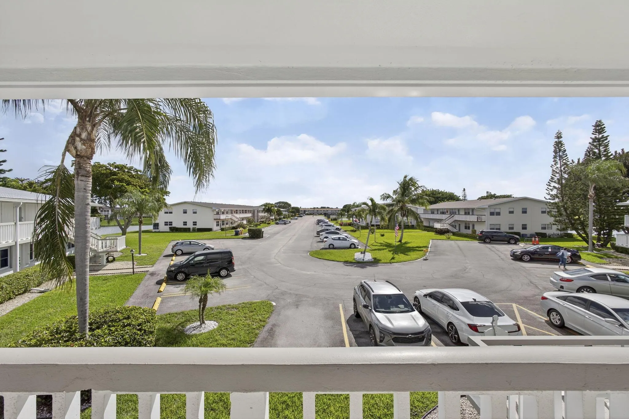 114 Somerset F