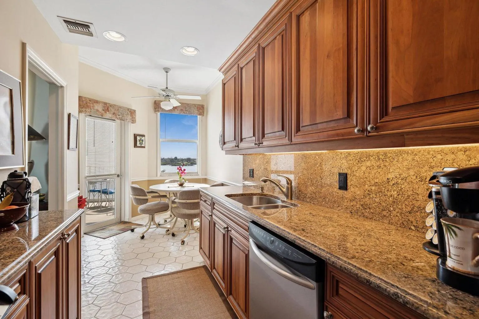 2860 S Ocean Boulevard, #602