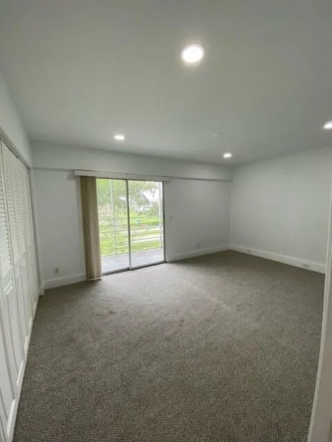 282 Mansfield G, #282