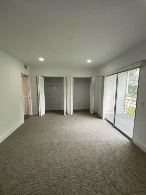 282 Mansfield G, #282