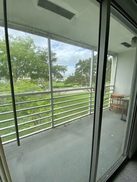282 Mansfield G, #282