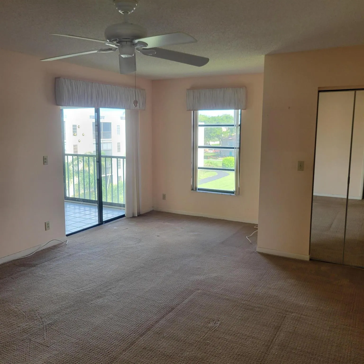 7351 Kinghurst Drive, #404