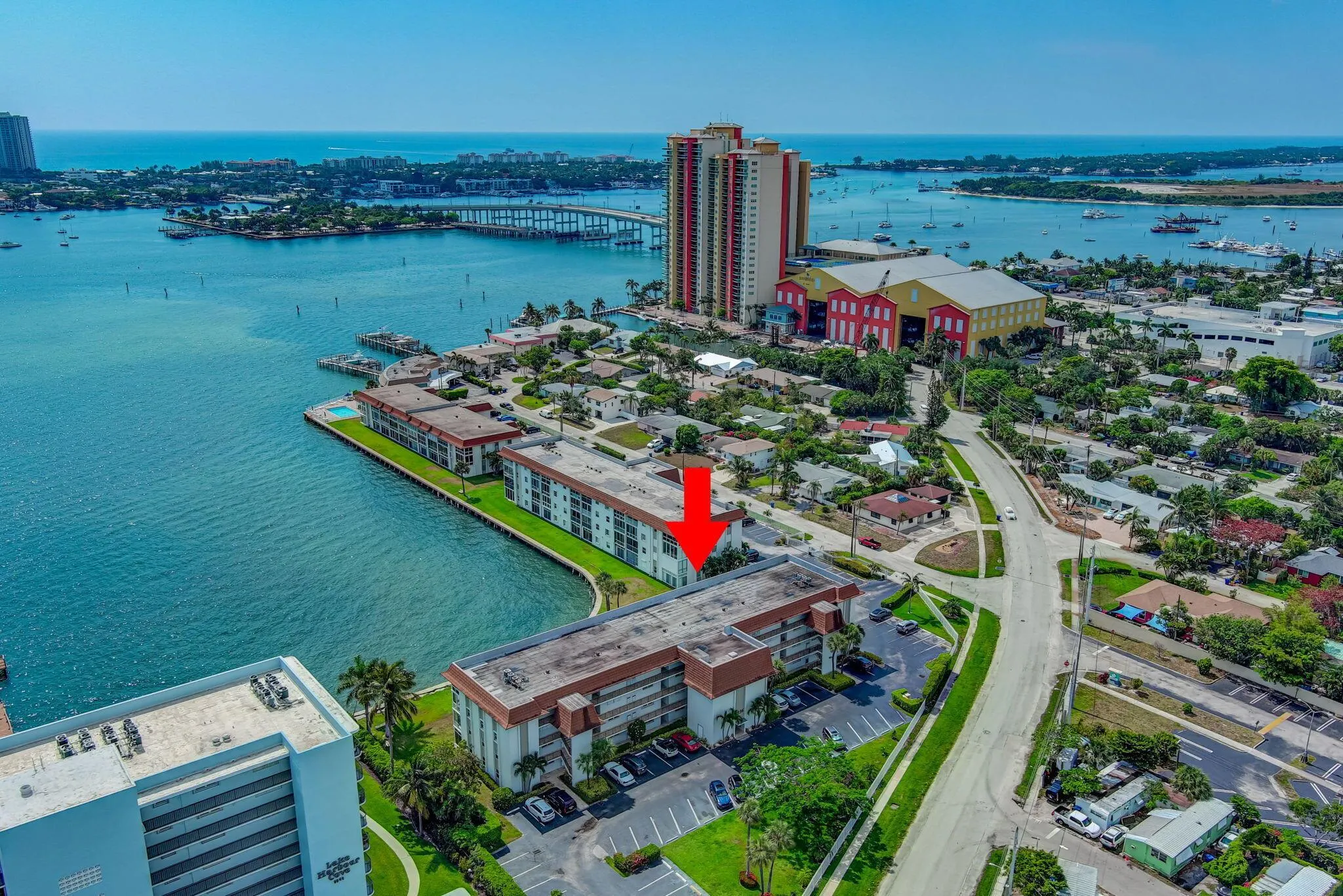 2936 Lake Shore Drive, #108