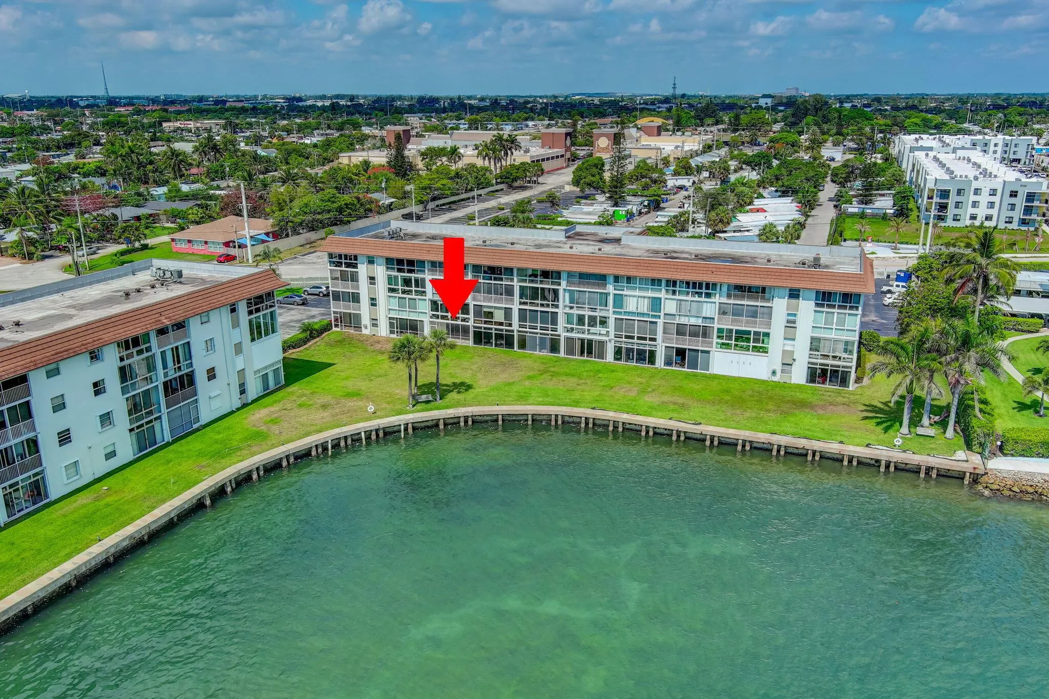 2936 Lake Shore Drive, #108