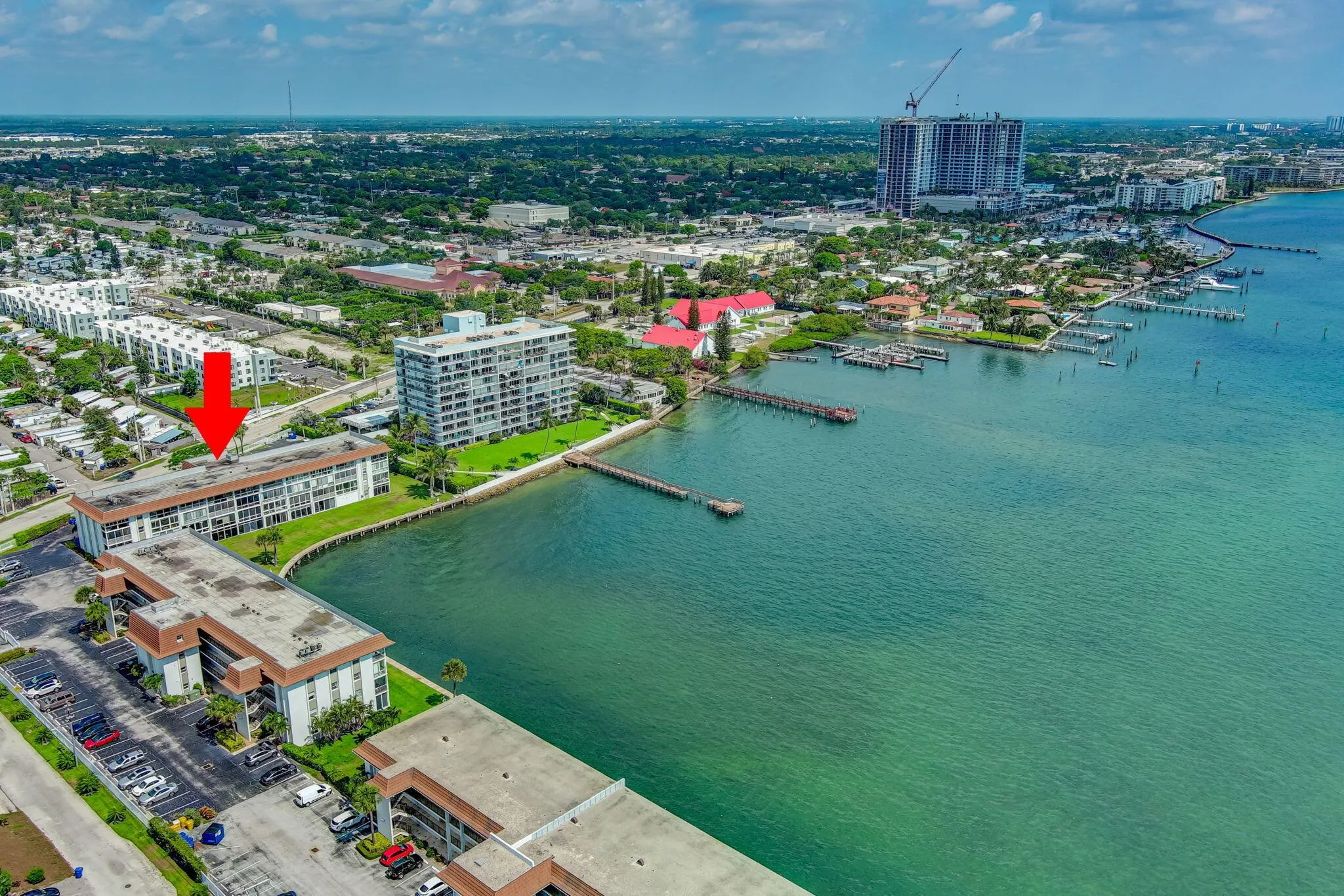 2936 Lake Shore Drive, #108
