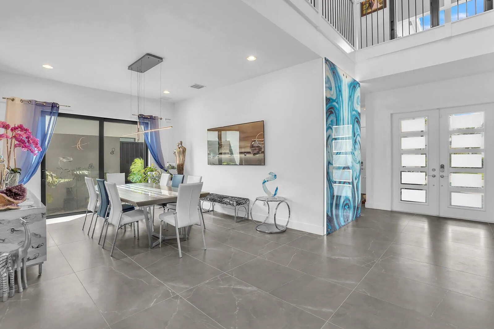 8611 Dearborn River Way