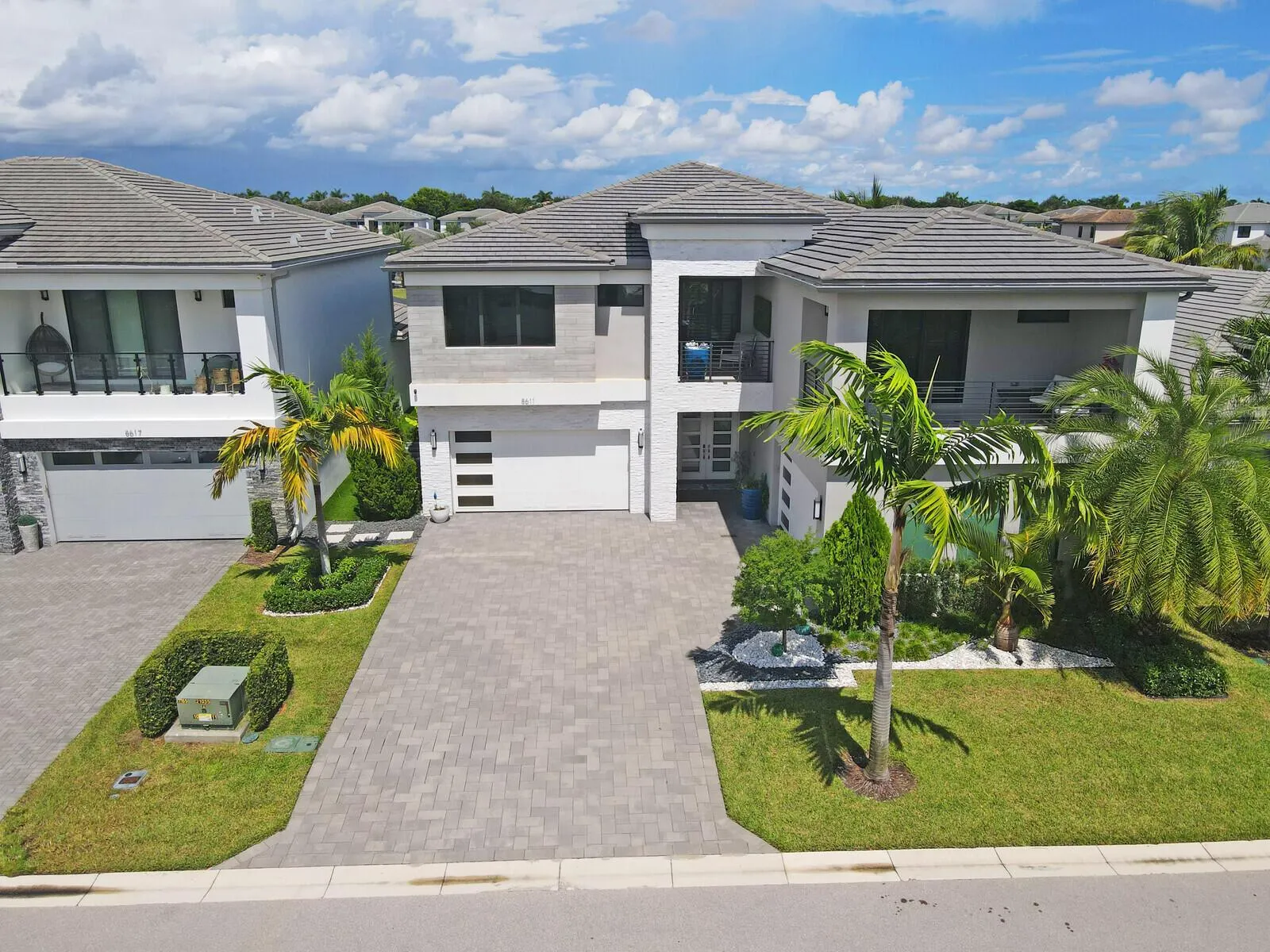 8611 Dearborn River Way