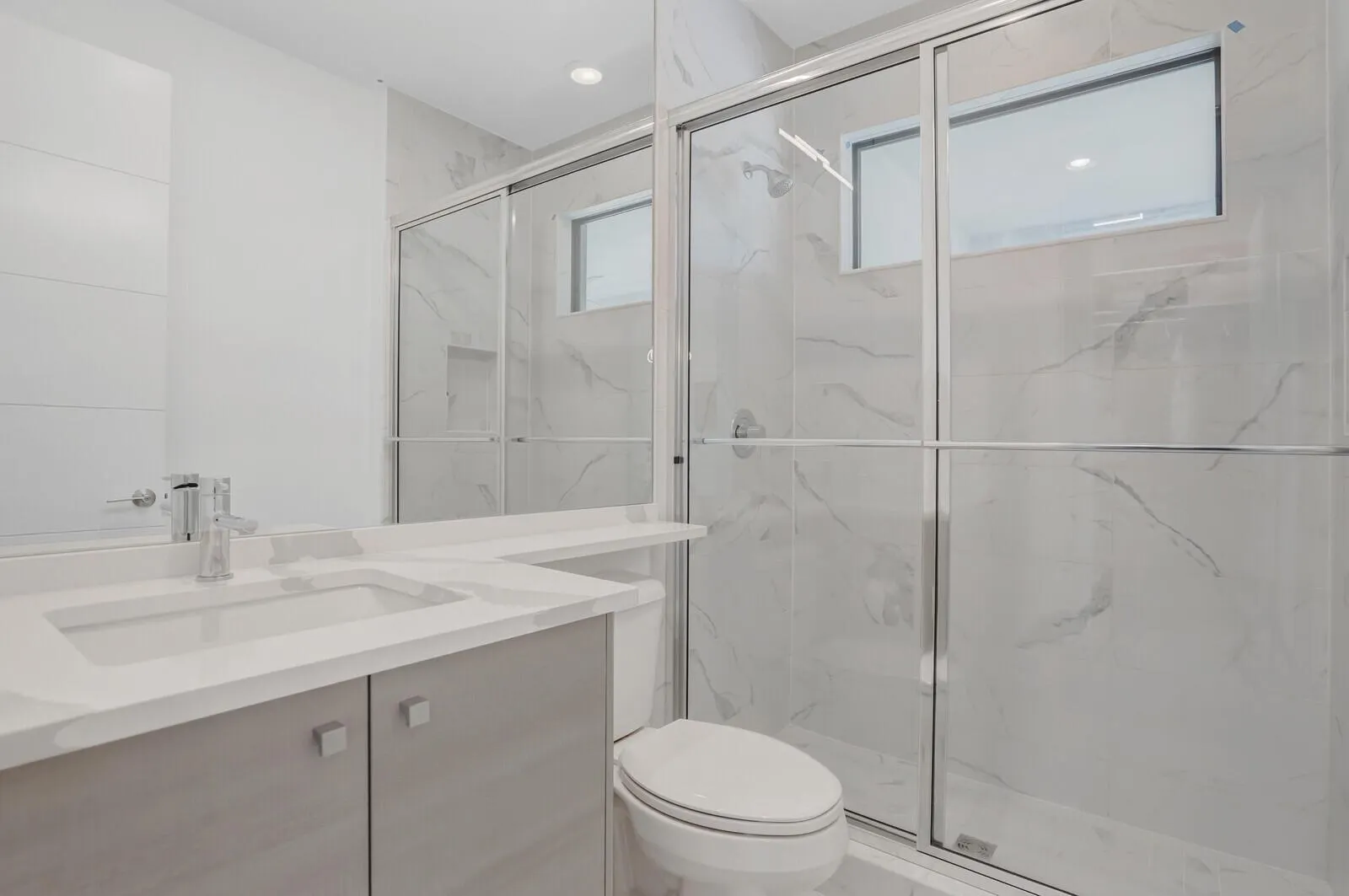8611 Dearborn River Way