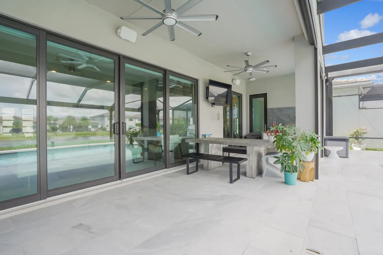 8611 Dearborn River Way