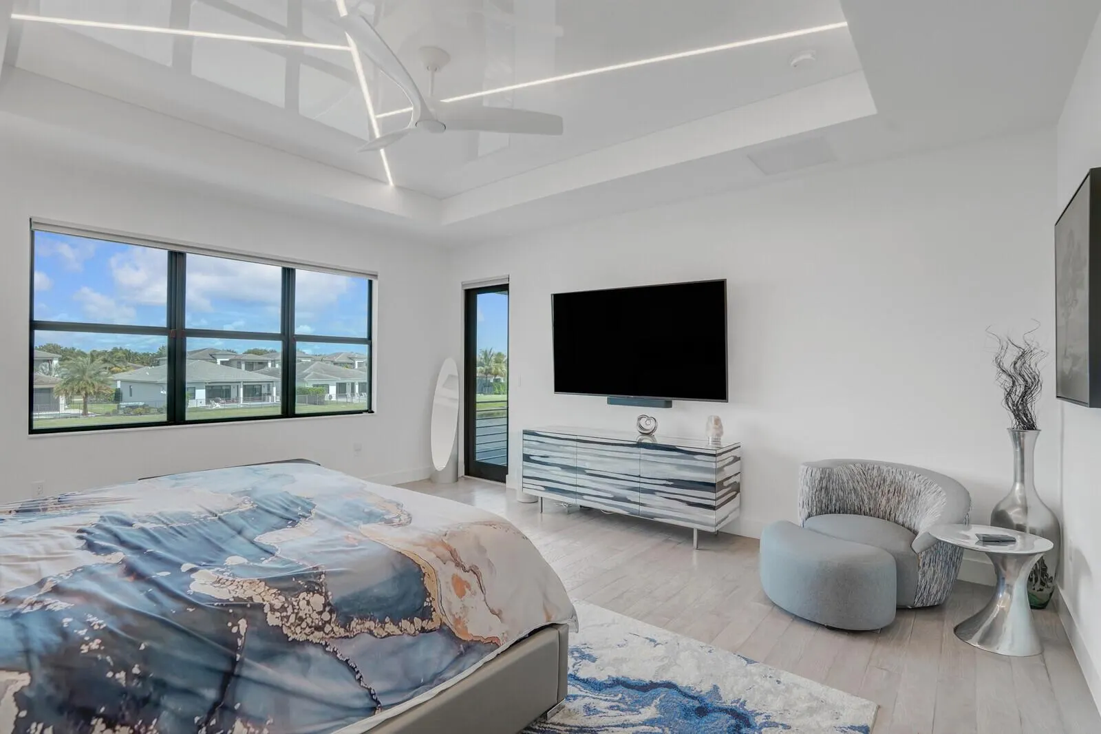 8611 Dearborn River Way