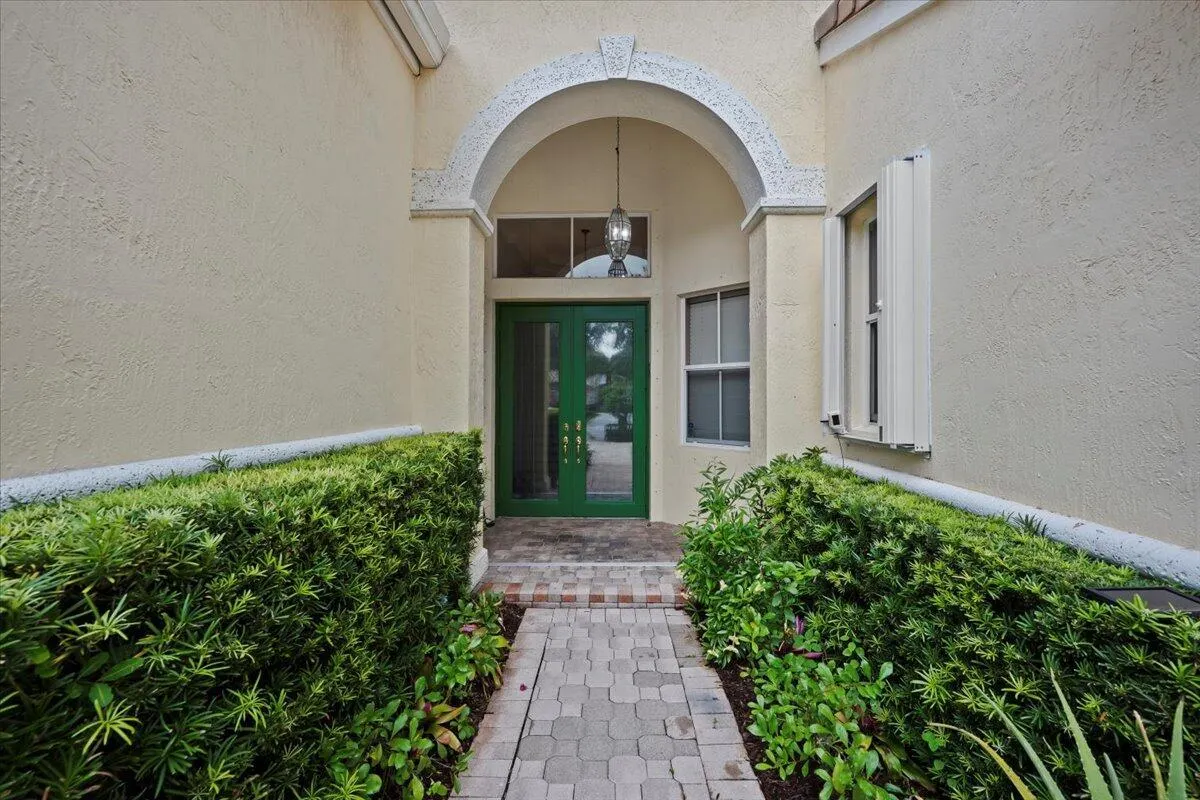 7899 Preserve Drive