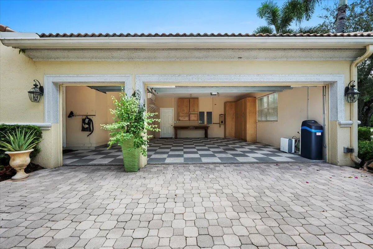 7899 Preserve Drive