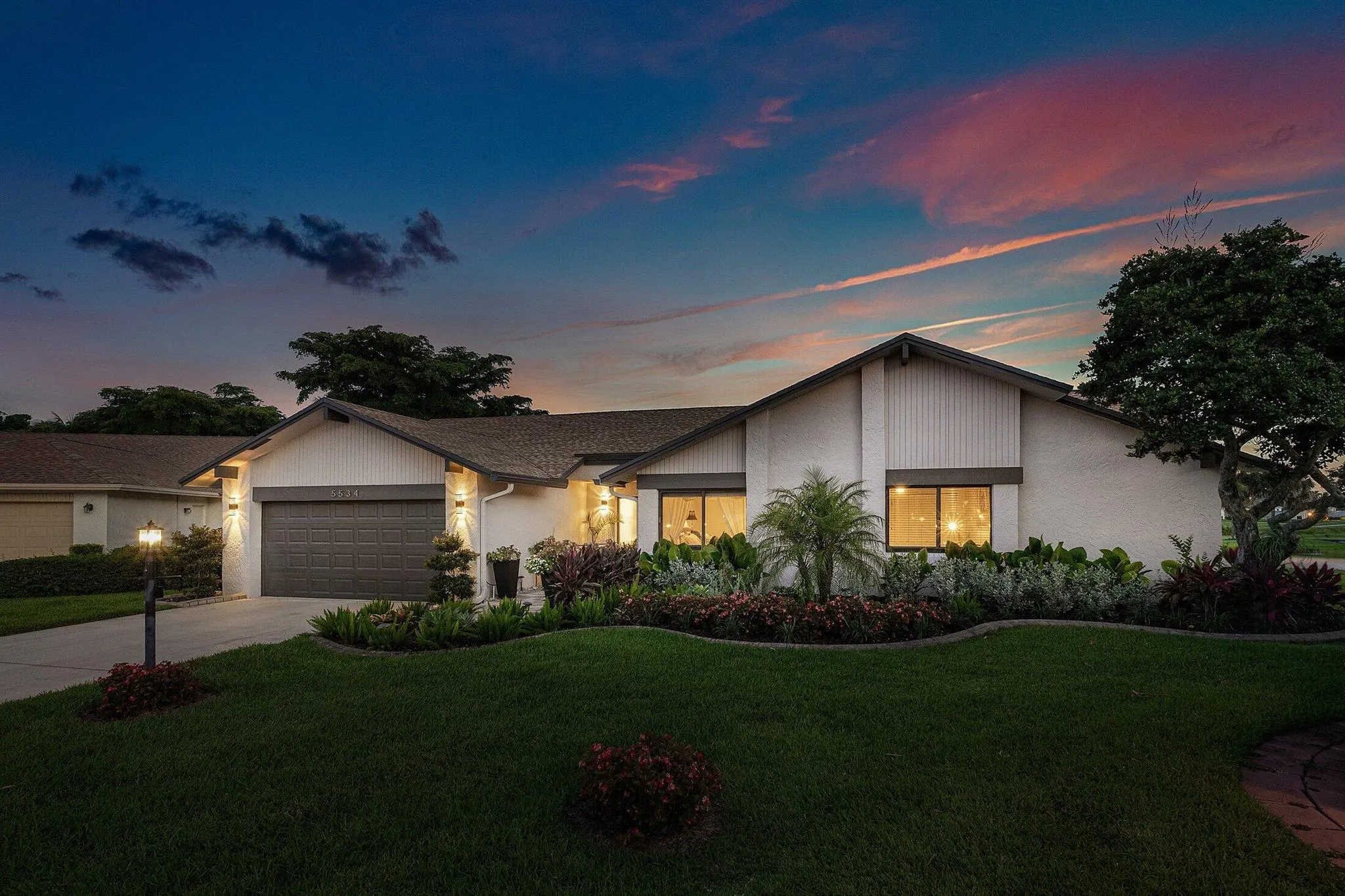 5534 Forest Oaks Terrace
