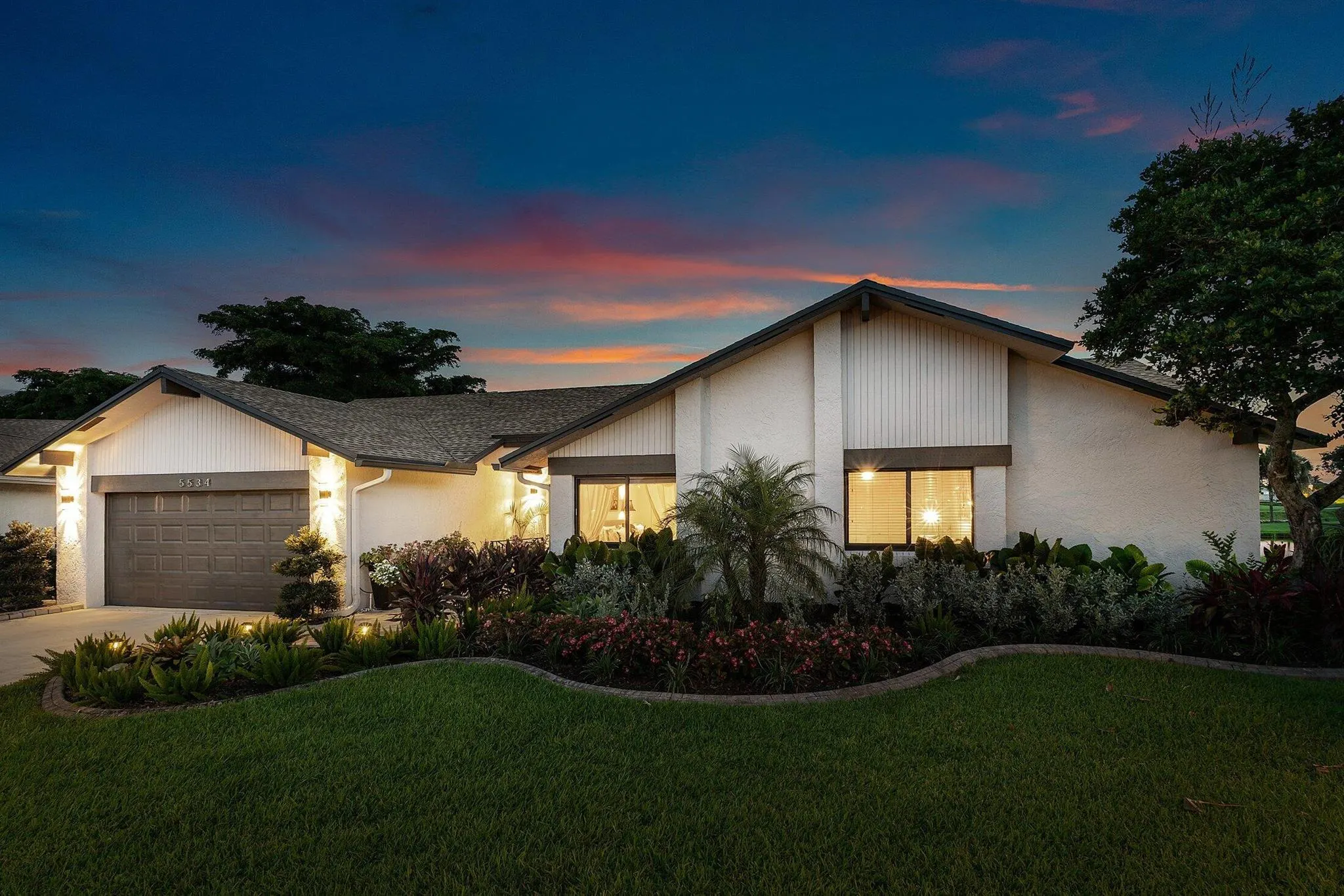 5534 Forest Oaks Terrace