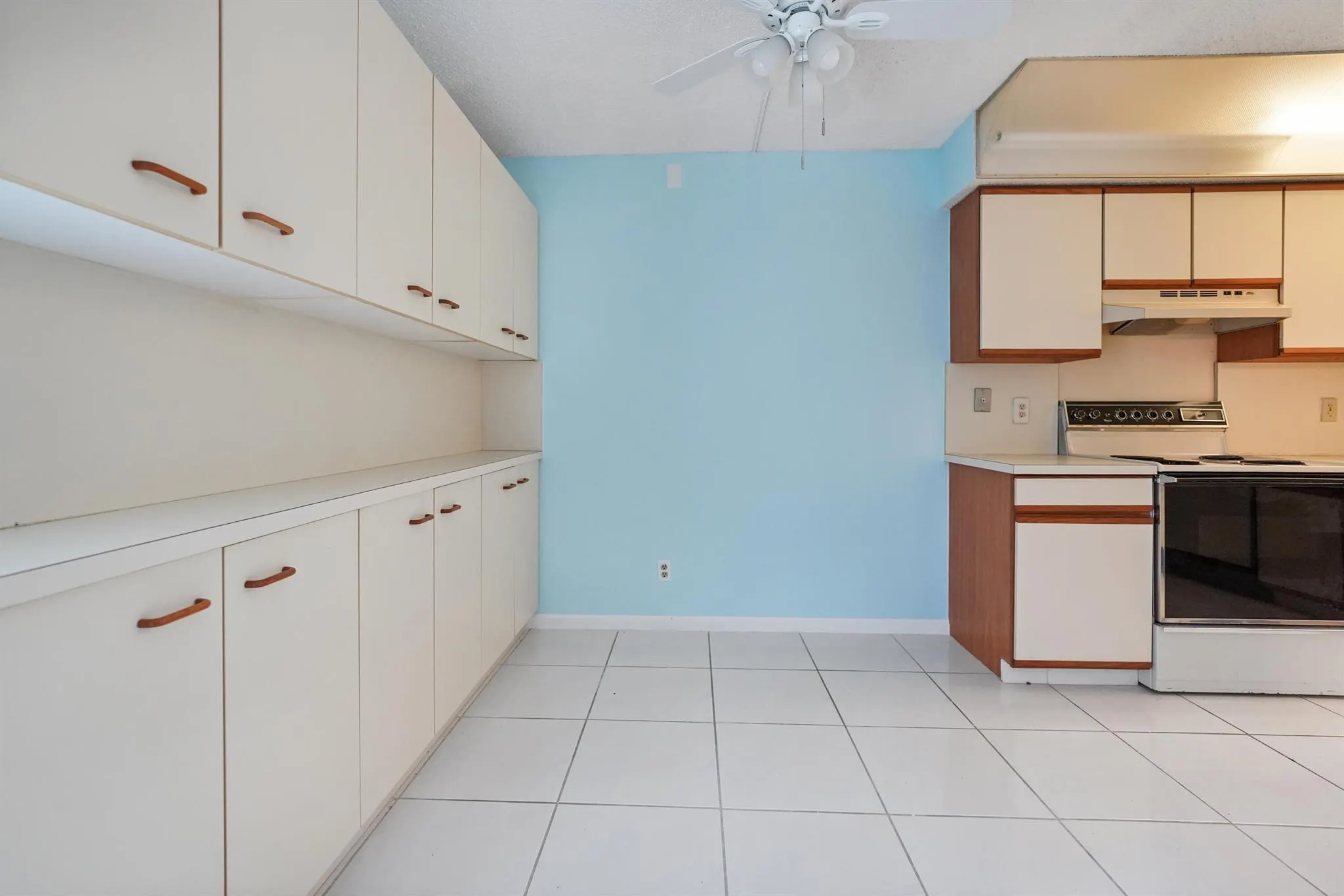 10204 Mangrove Drive, #103