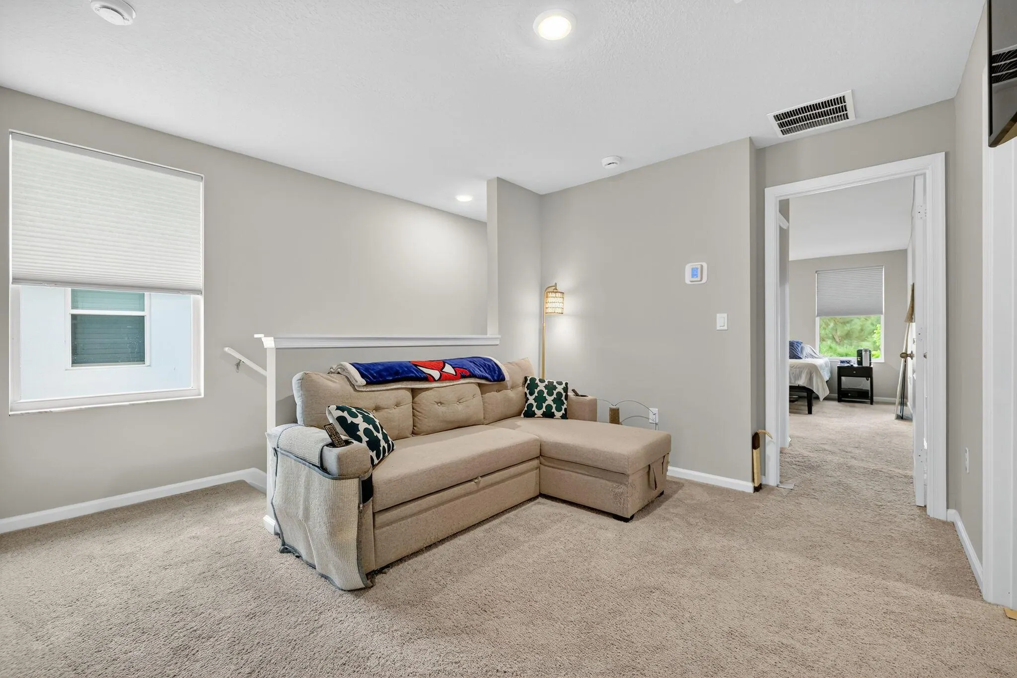 5672 SE Edgewater Circle