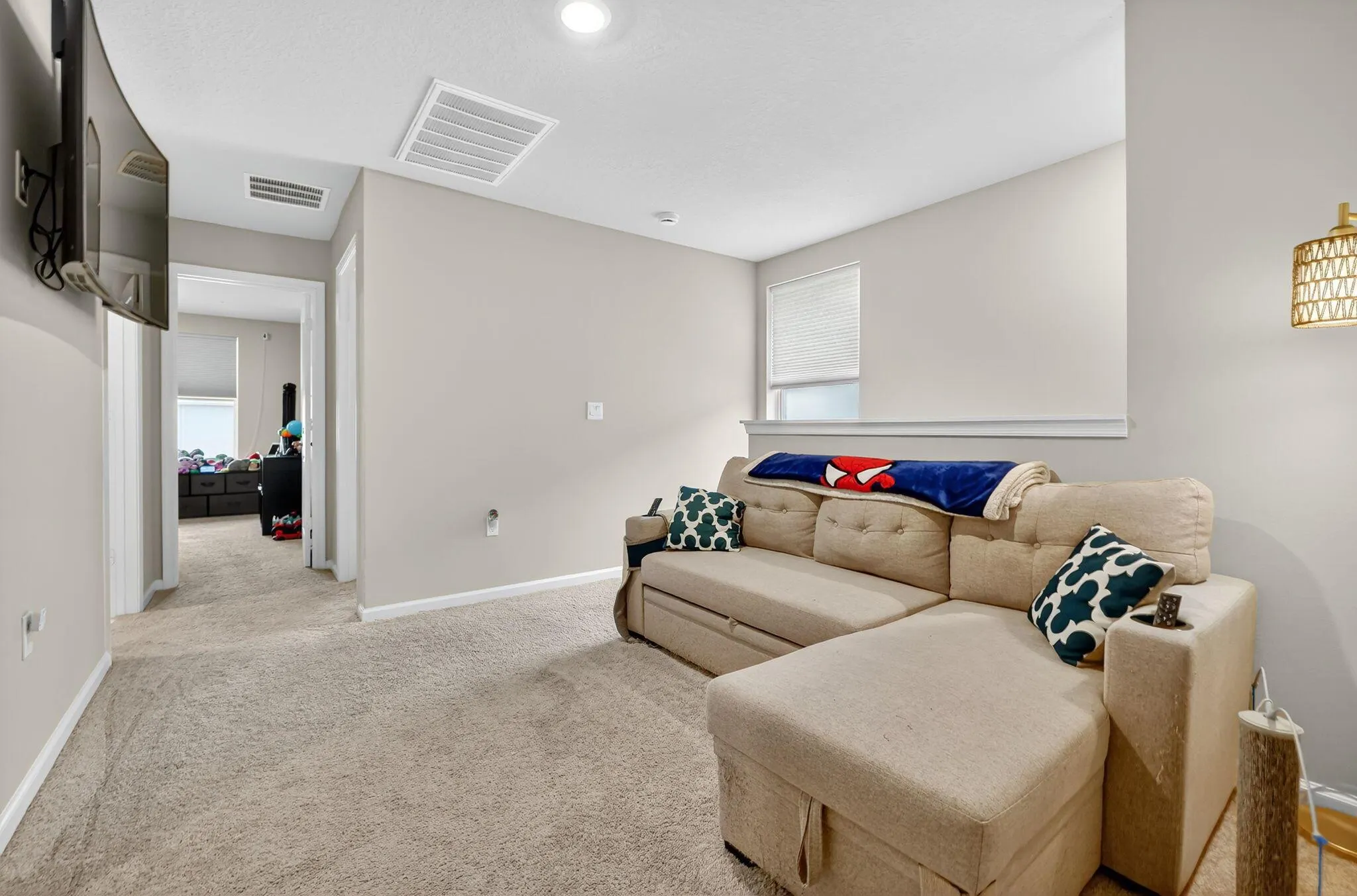 5672 SE Edgewater Circle