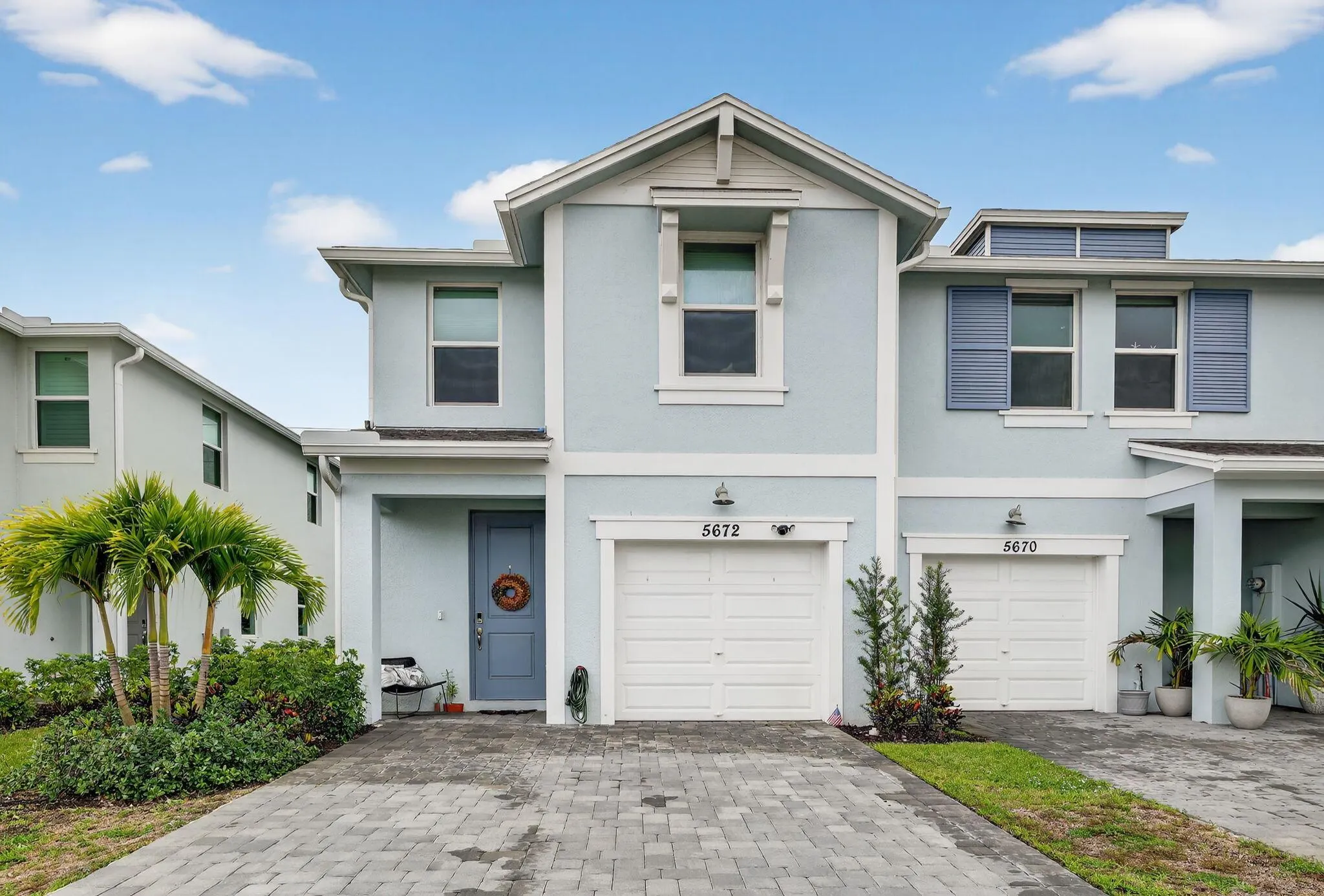 5672 SE Edgewater Circle