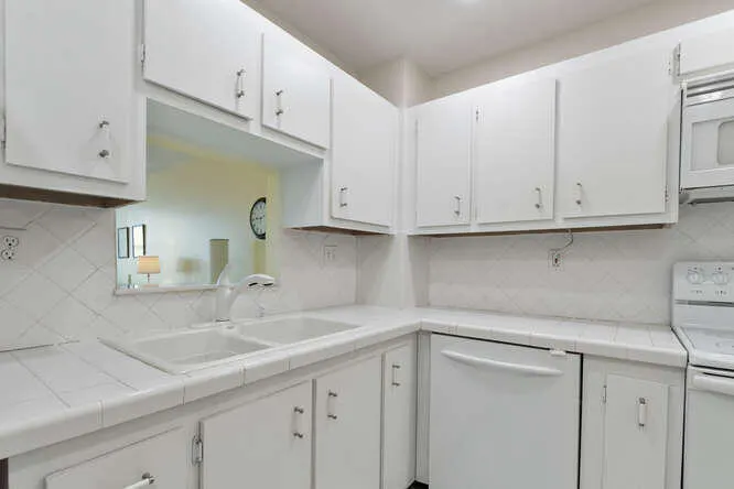 3540 S Ocean Boulevard, #805