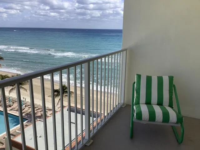 3540 S Ocean Boulevard, #805