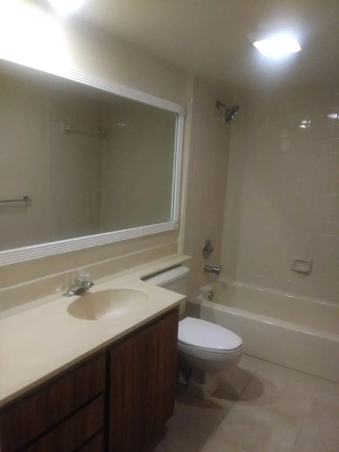 3626 Whitehall Drive, #304