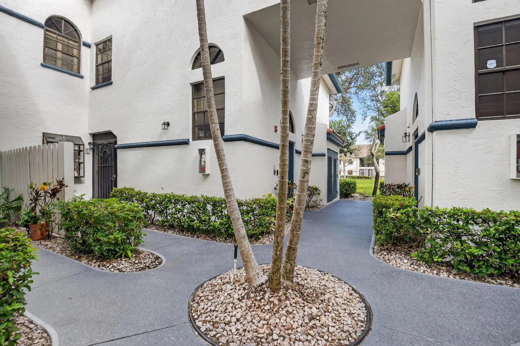 5135 Floria Drive, #C