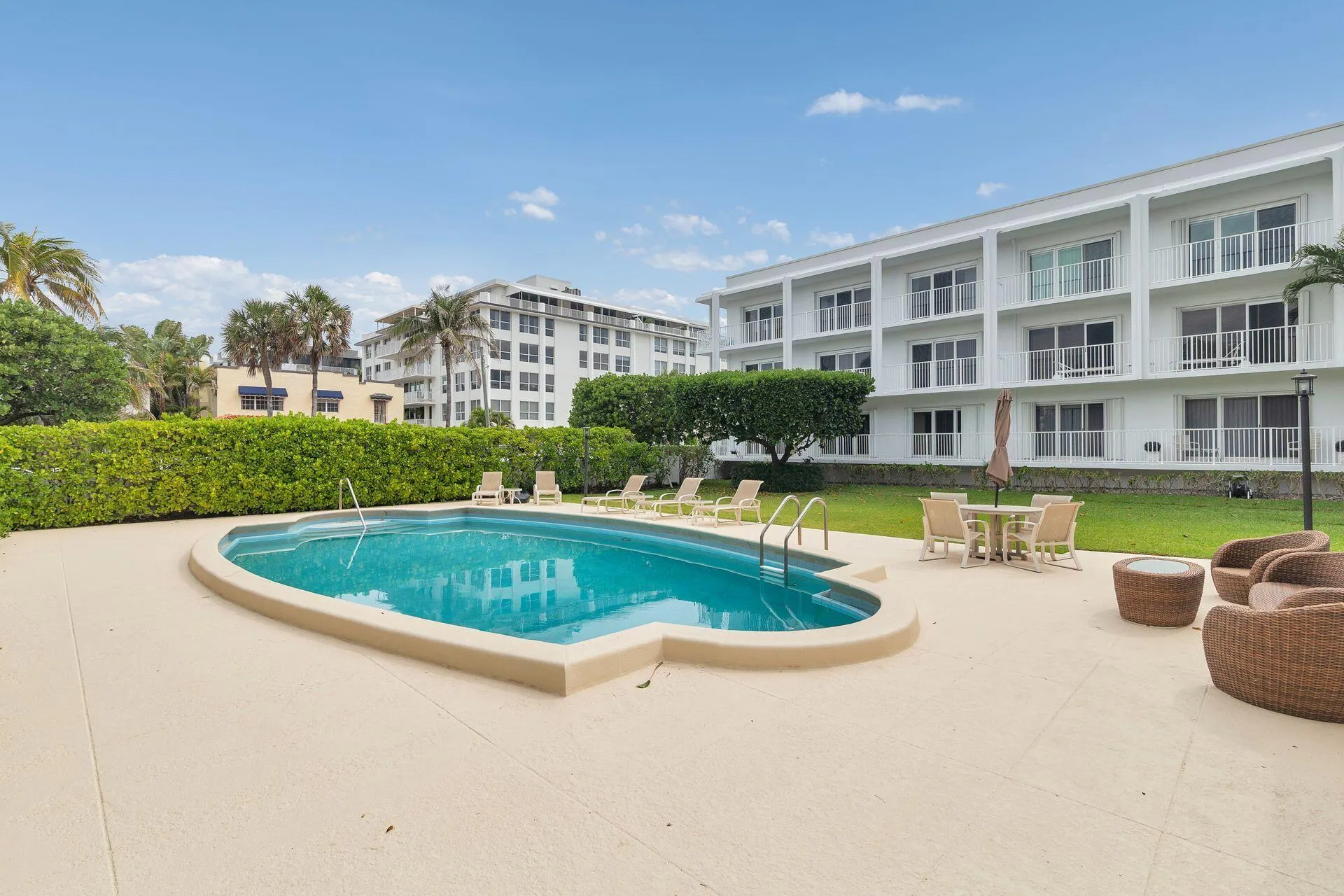 350 S Ocean Boulevard, #107