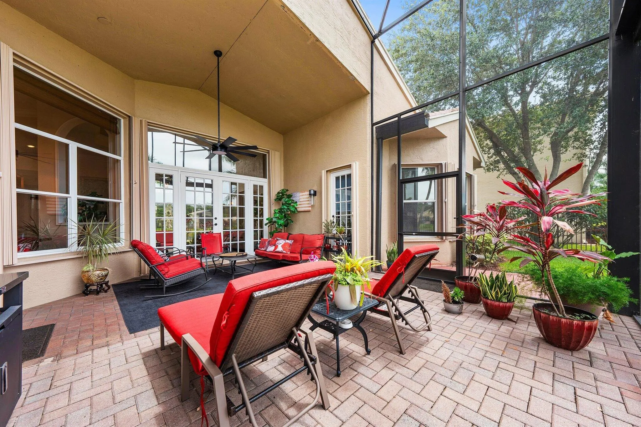 7346 Greenport Cove