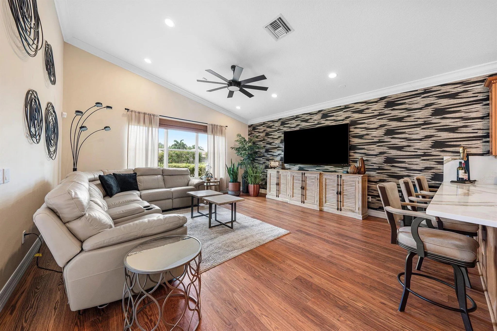 7346 Greenport Cove