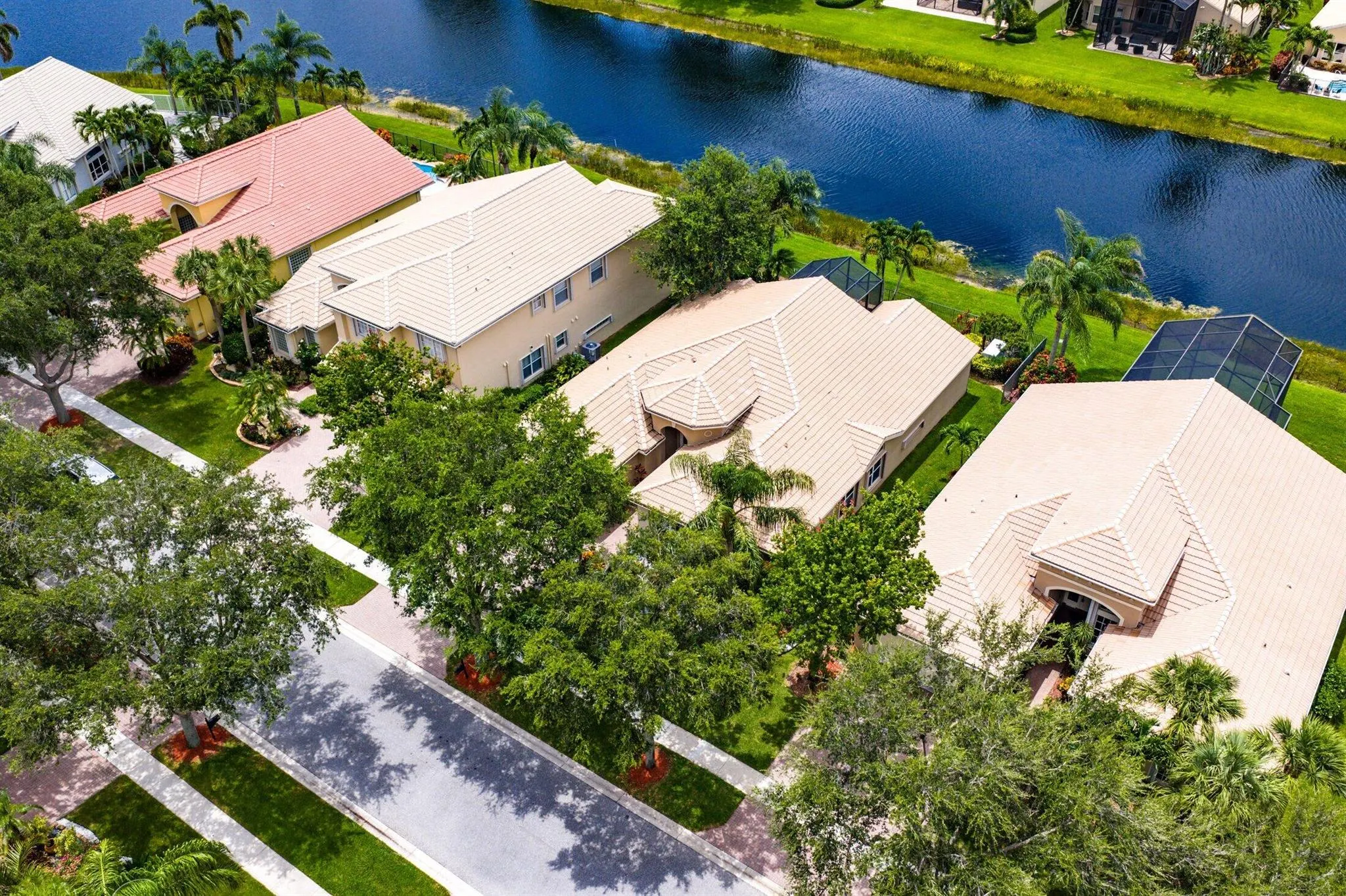 7346 Greenport Cove
