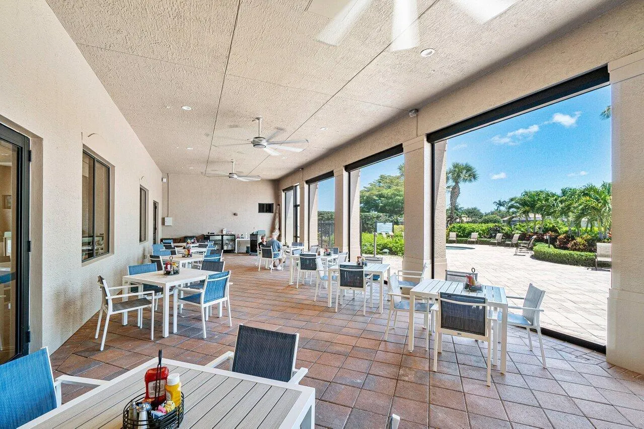 7346 Greenport Cove