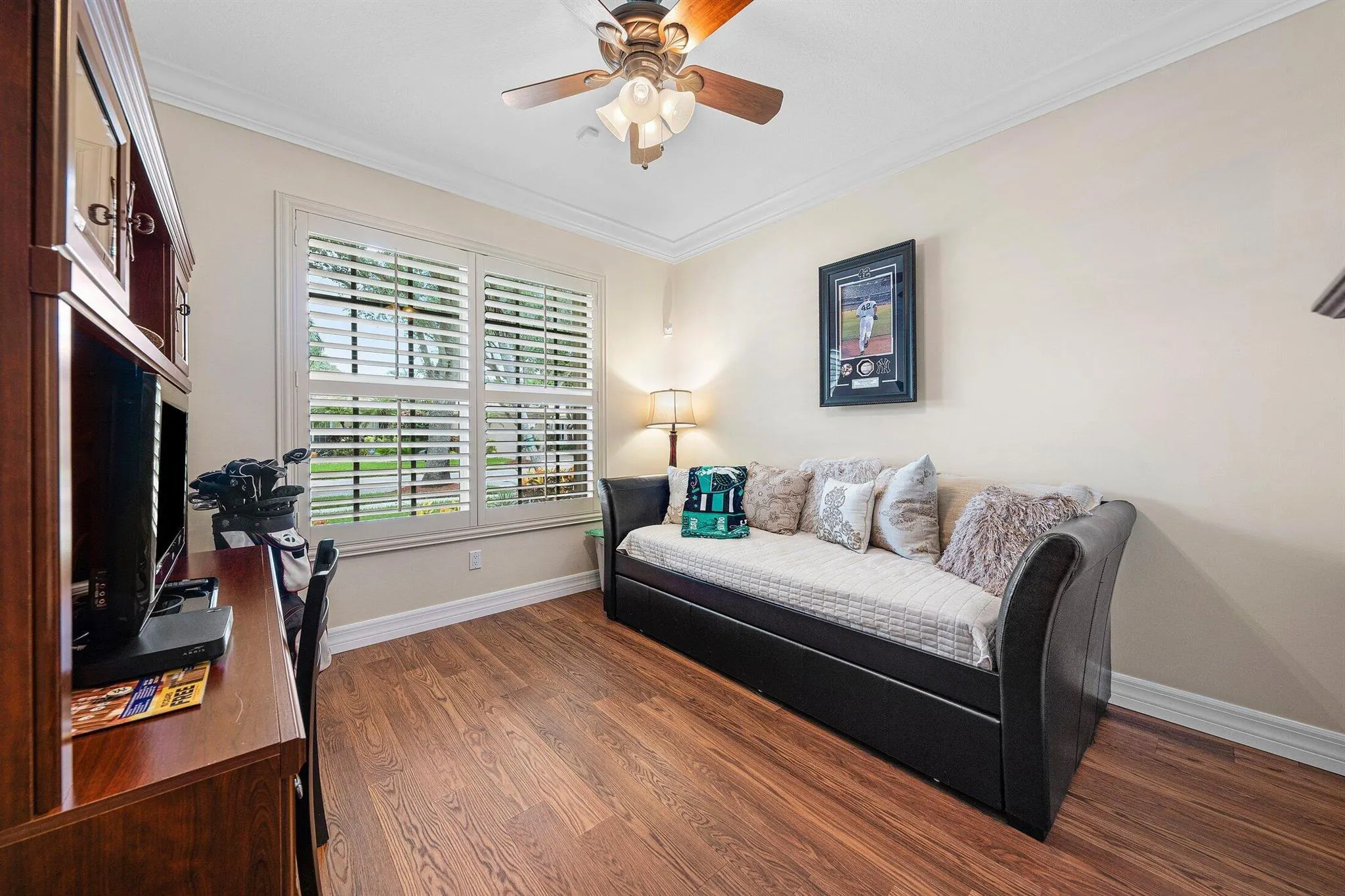 7346 Greenport Cove