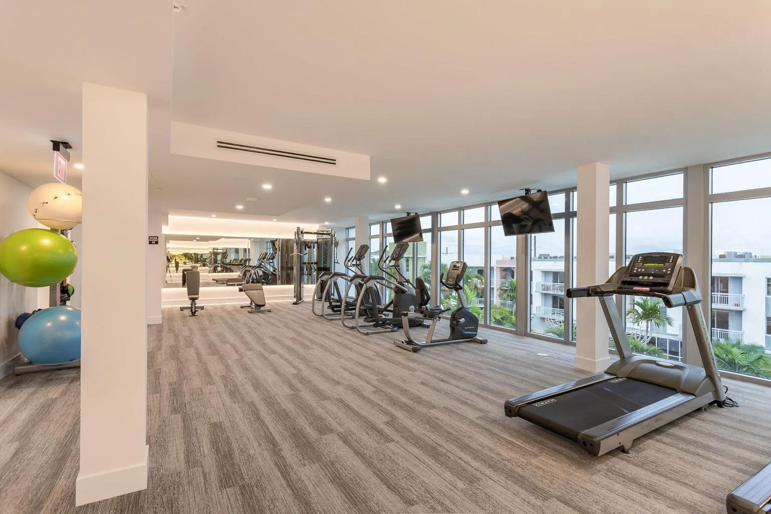 111 SE 1st Avenue, #218