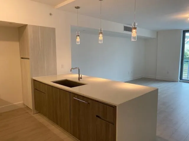 111 SE 1st Avenue, #218