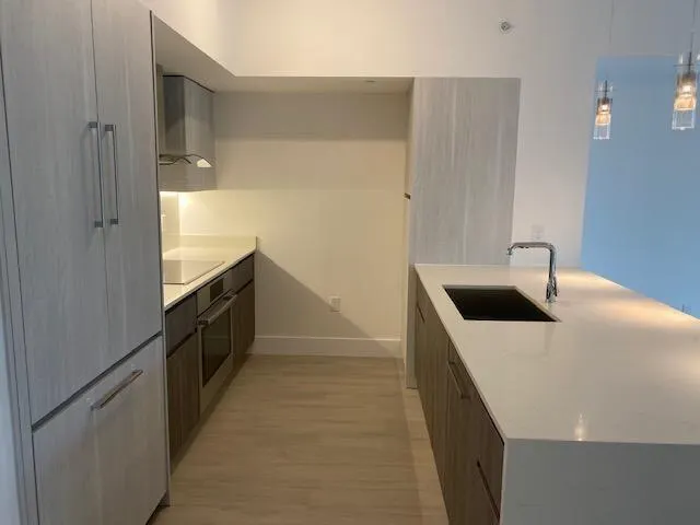 111 SE 1st Avenue, #218