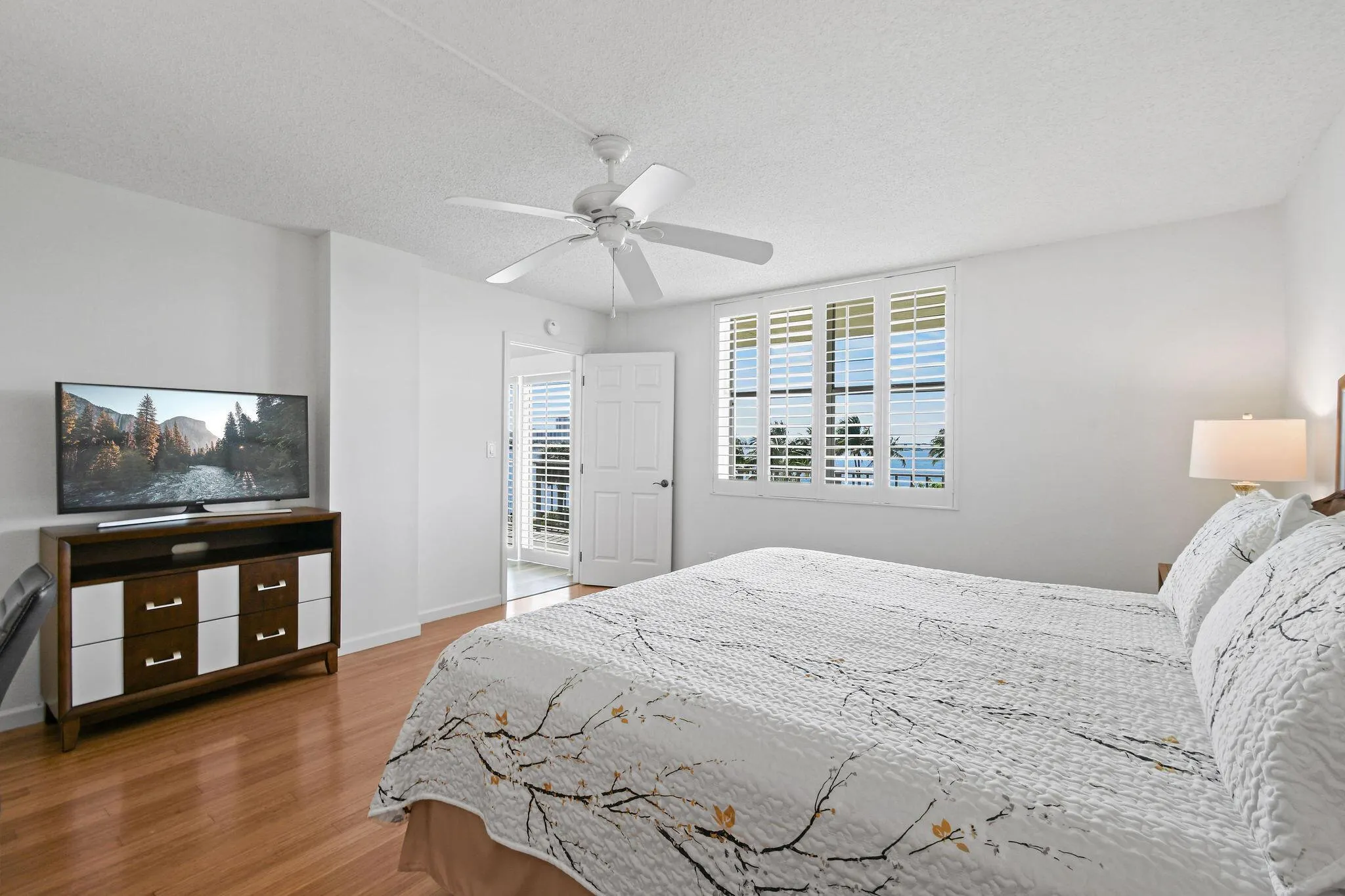 801 Lake Shore Drive, #310