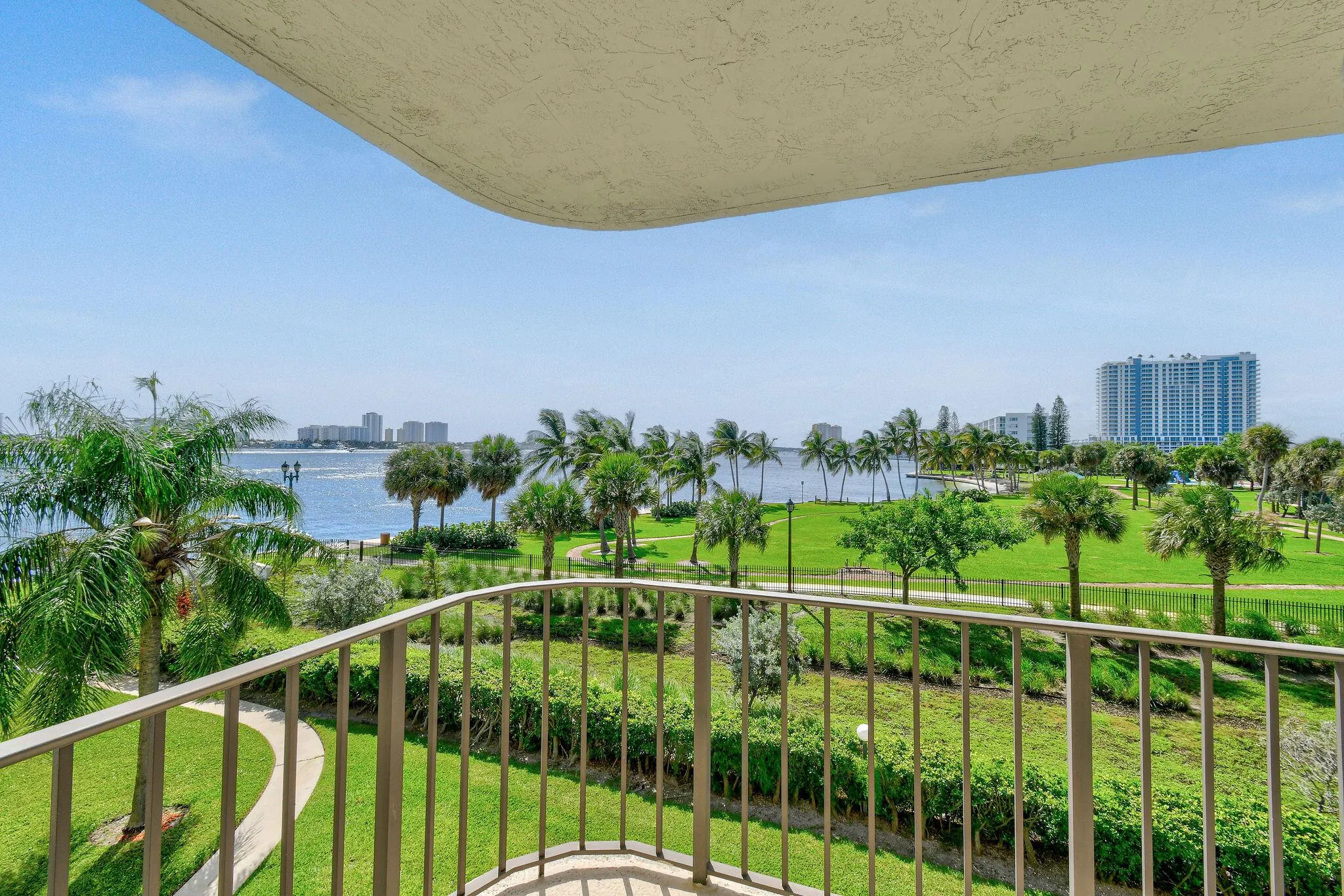 801 Lake Shore Drive, #310