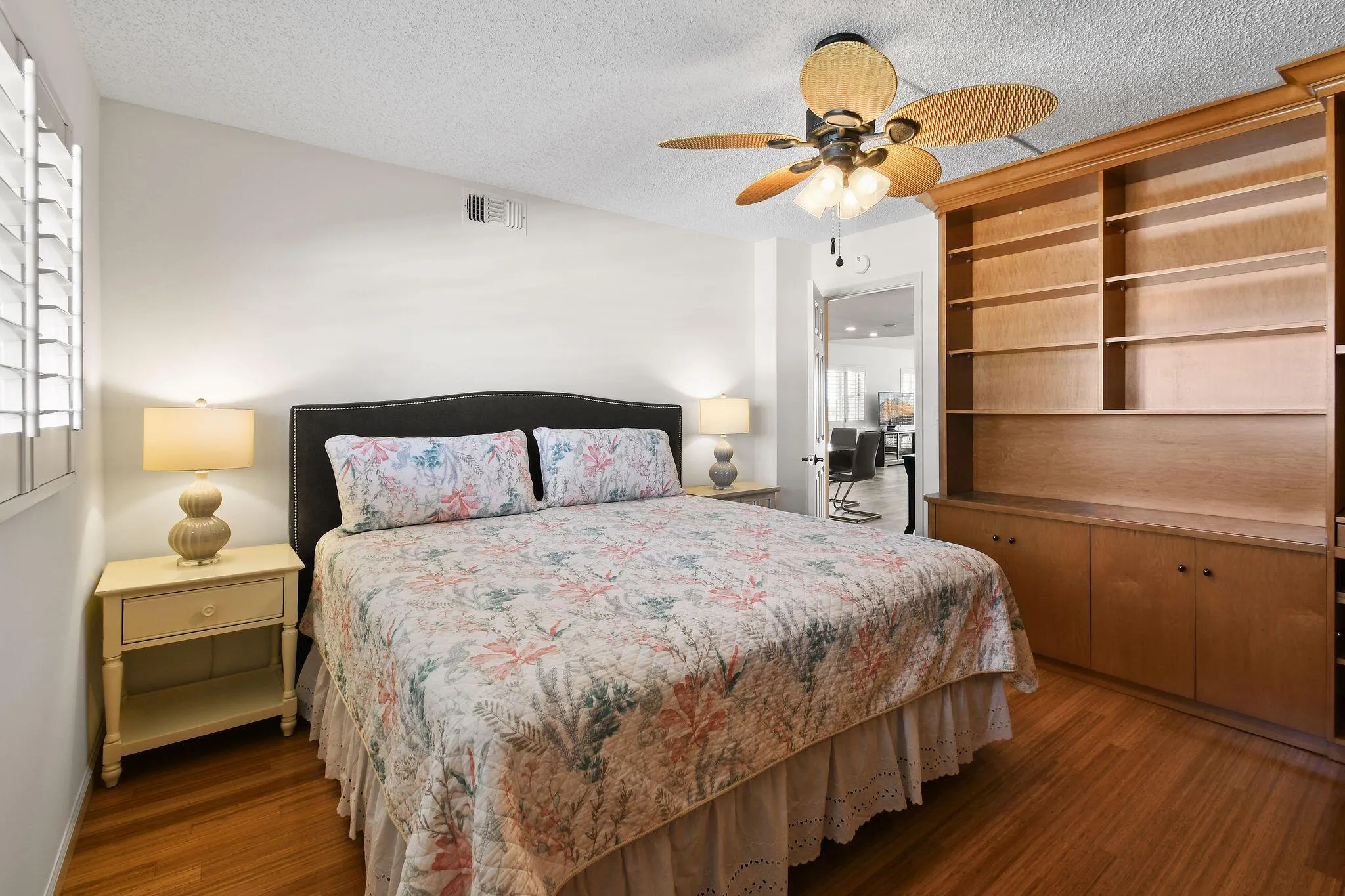 801 Lake Shore Drive, #310