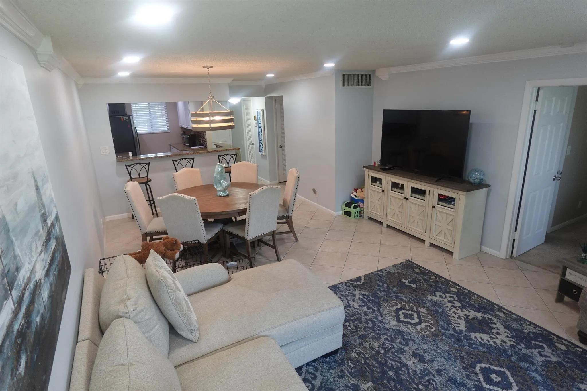 4381 Trevi Court, #202